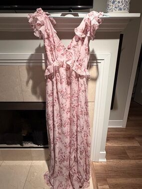 Francesca's Collections Pink Floral Maxi Dress